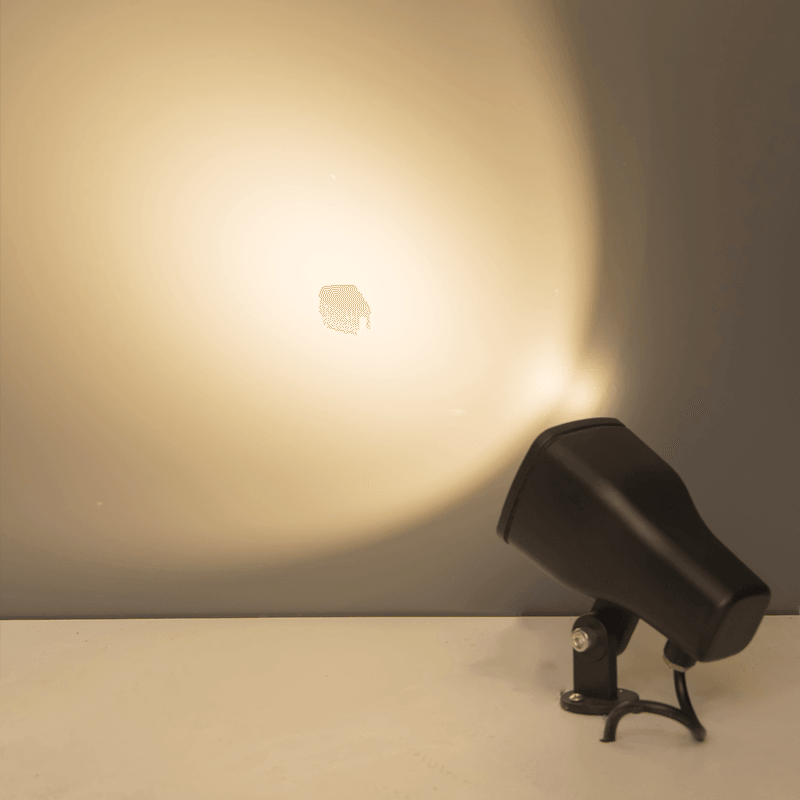 چگونه ارتفاع زمین بر عملکرد روشنایی Spot Light تأثیر می گذارد؟